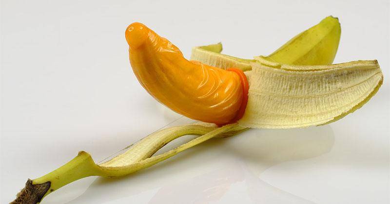 Hamil karena kondom terlepas di vagina saat berhubungan seksual. - Pixabay/Bru-nO 