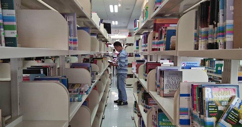 Instagram.com/perpusnas.go.id