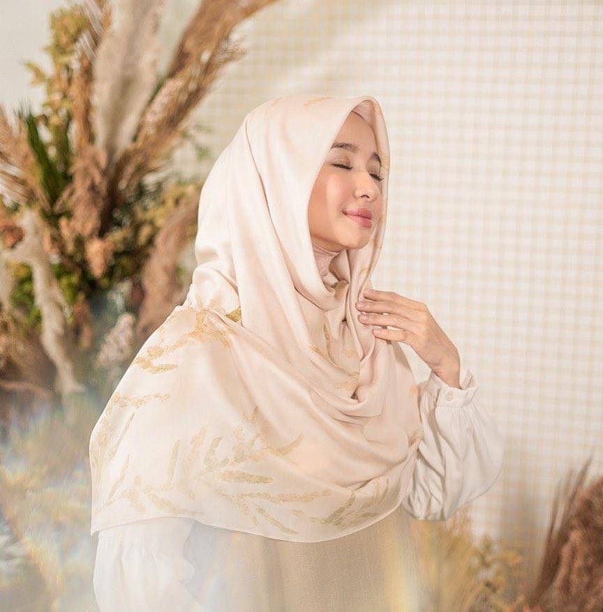 Instagram.com/laudyacynthiabella