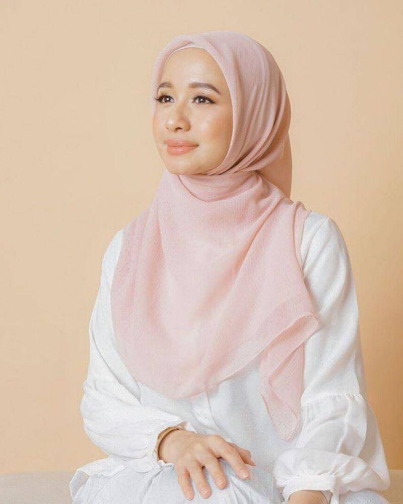 Instagram.com/laudyacynthiabella