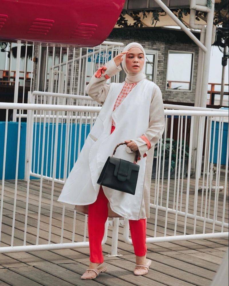 Instagram.com/tantrinamirah