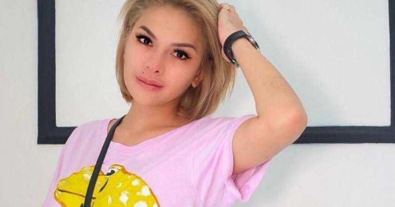 9 Potret Kaus Nikita Mirzani dari Berbagai Merek Mahal, Ada Gucci & LV