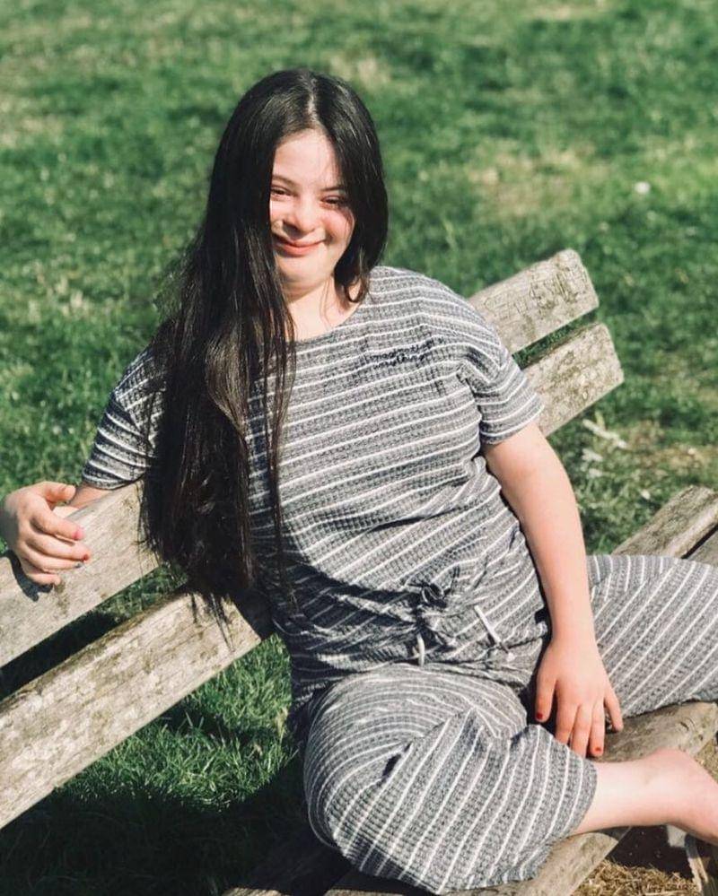 Instagram.com/elliejg16_zebedeemodel