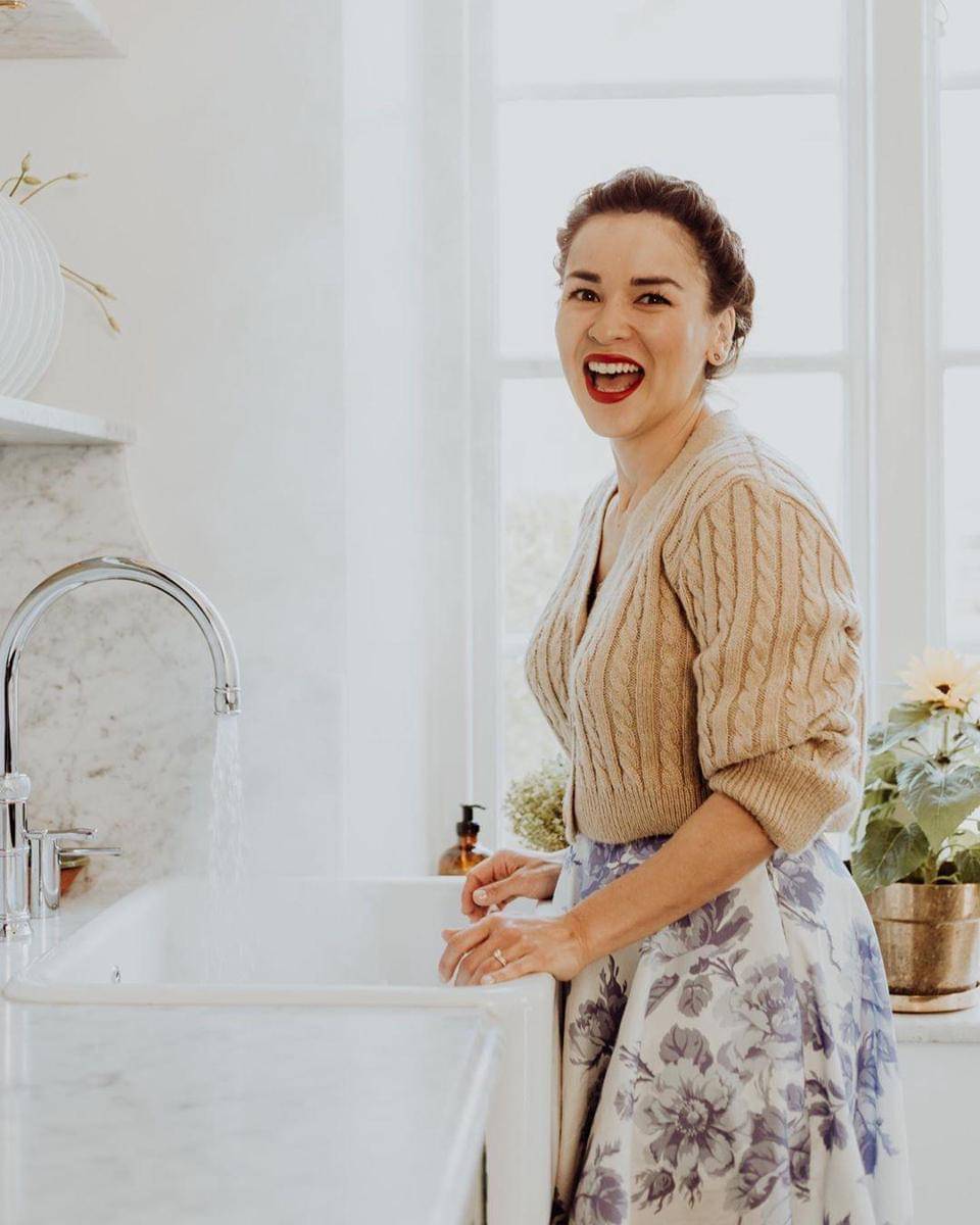 Instagram.com/rachelkhooks