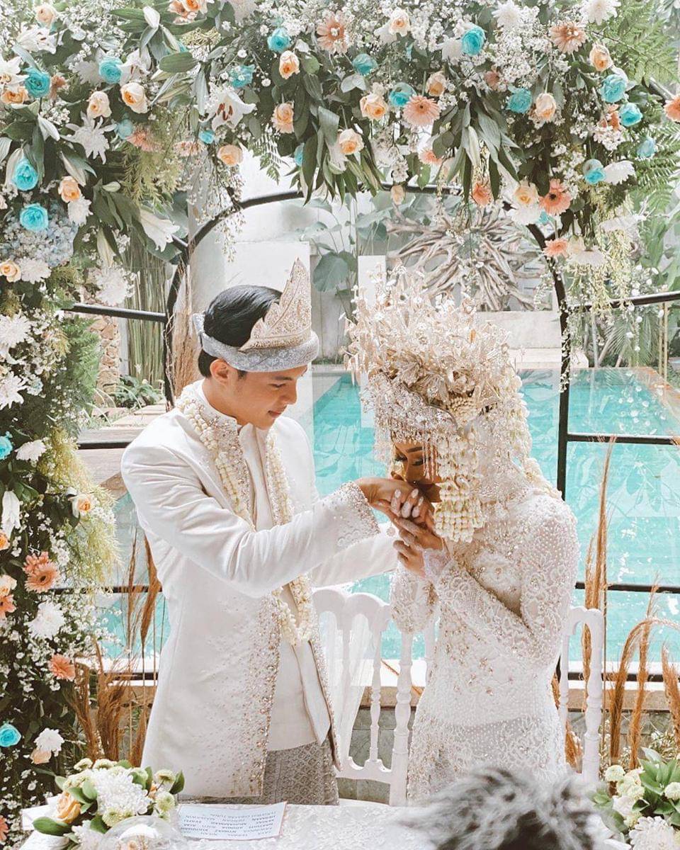 Instagram.com/ananditodwis