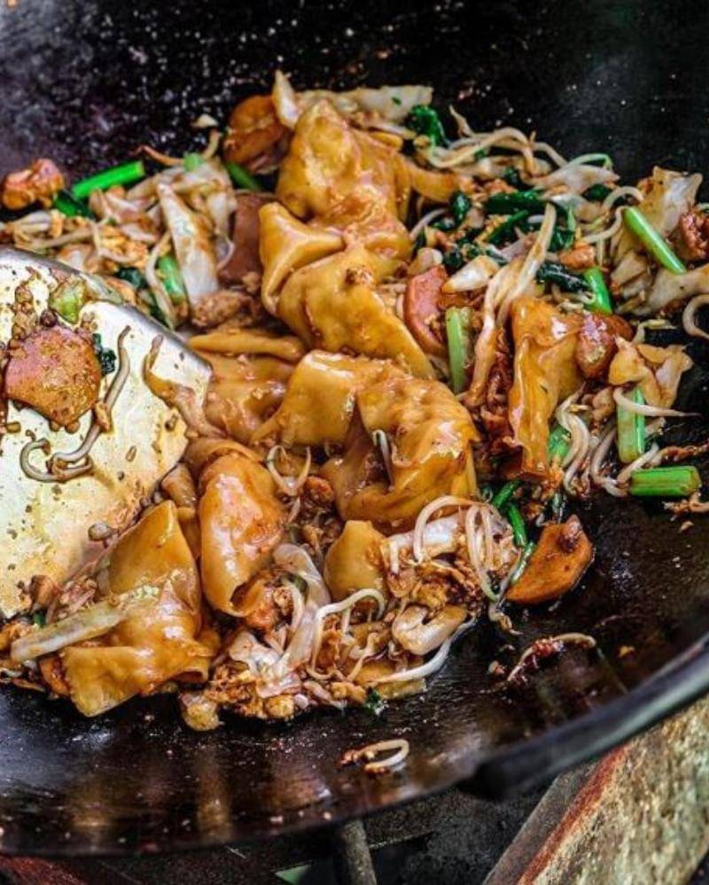 Instagram.com/pangsitlegino/