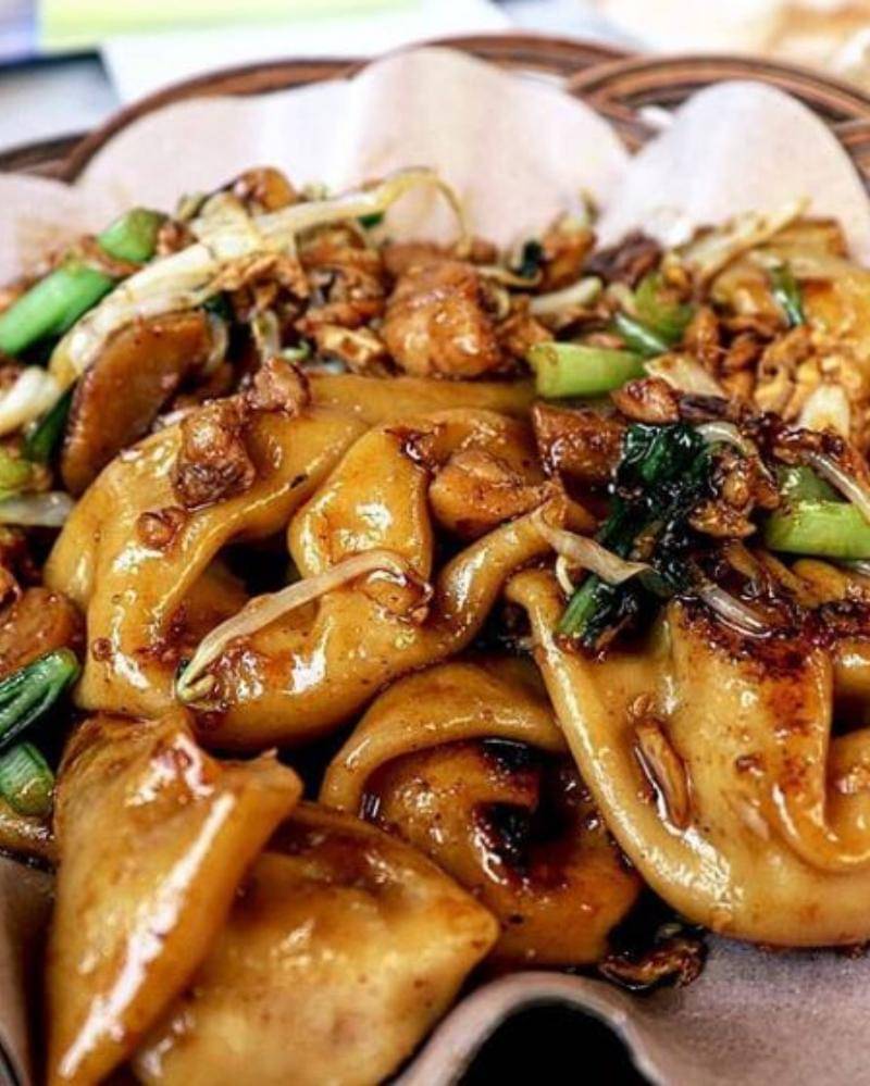 Instagram.com/pangsitlegino/