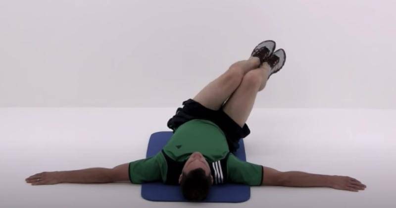 Youtube.com/ FitnessBlender