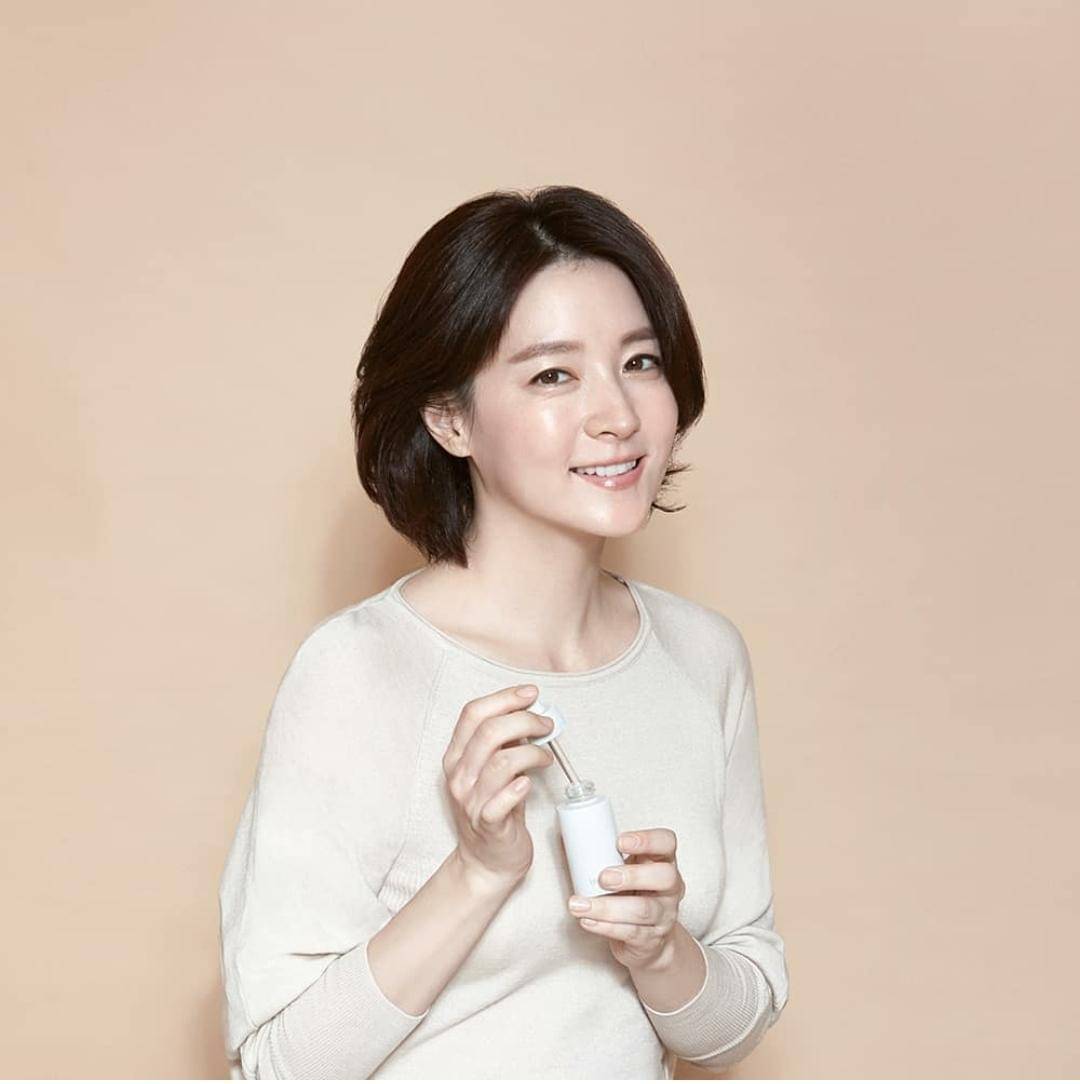 Instagram/leeyoungaeskincare