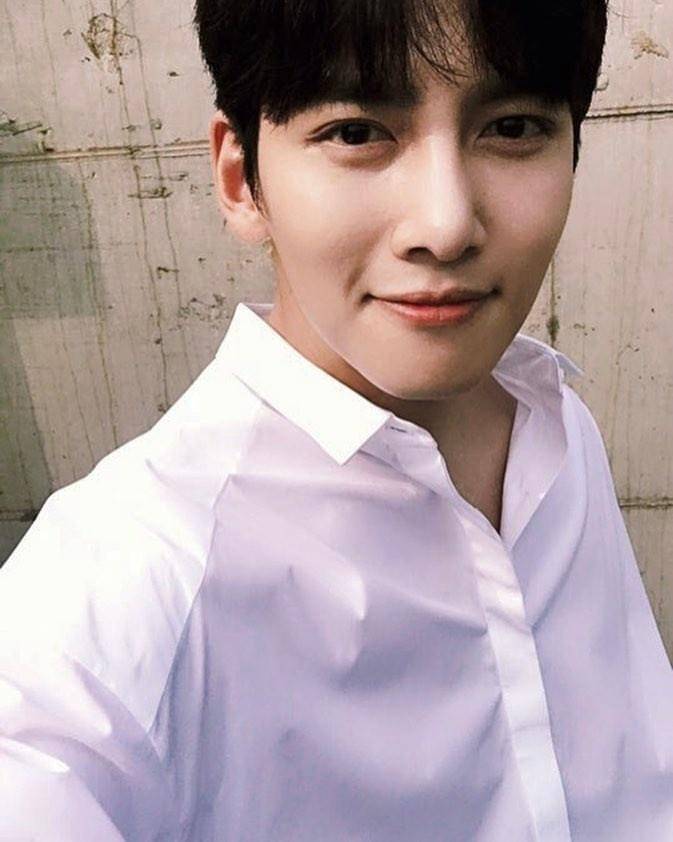 Instagram.com/jichangwook