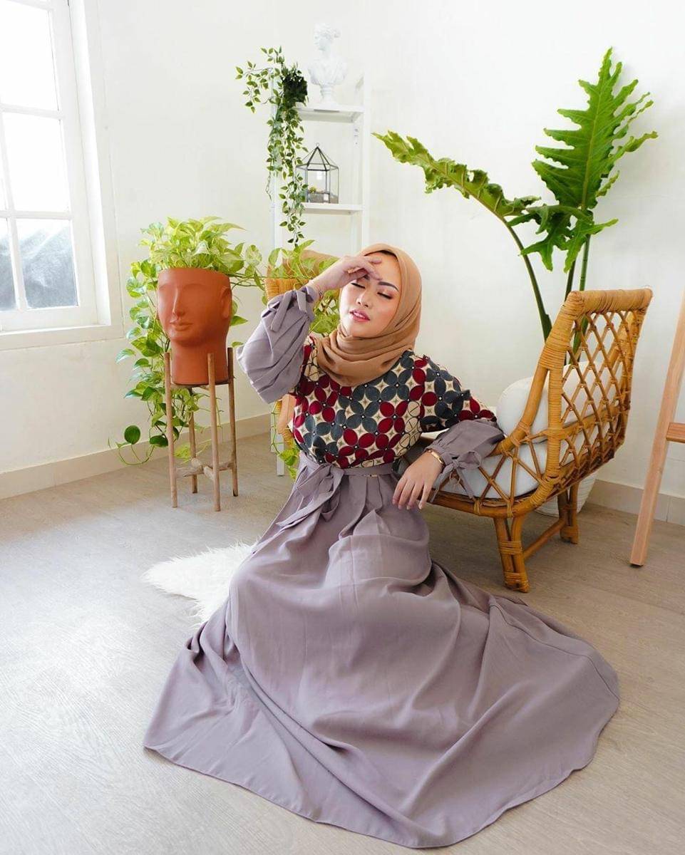 Instagram.com/rachelvennya