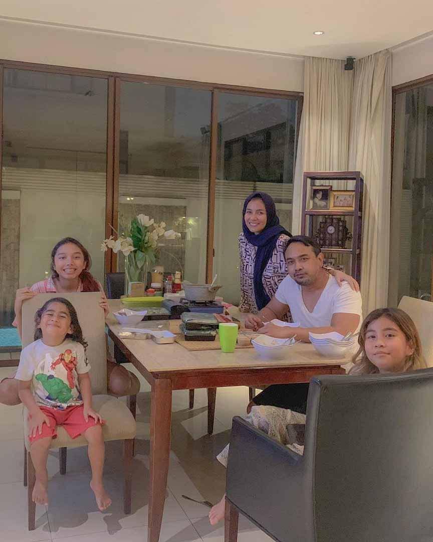 Instagram.com/Meisya__siregar