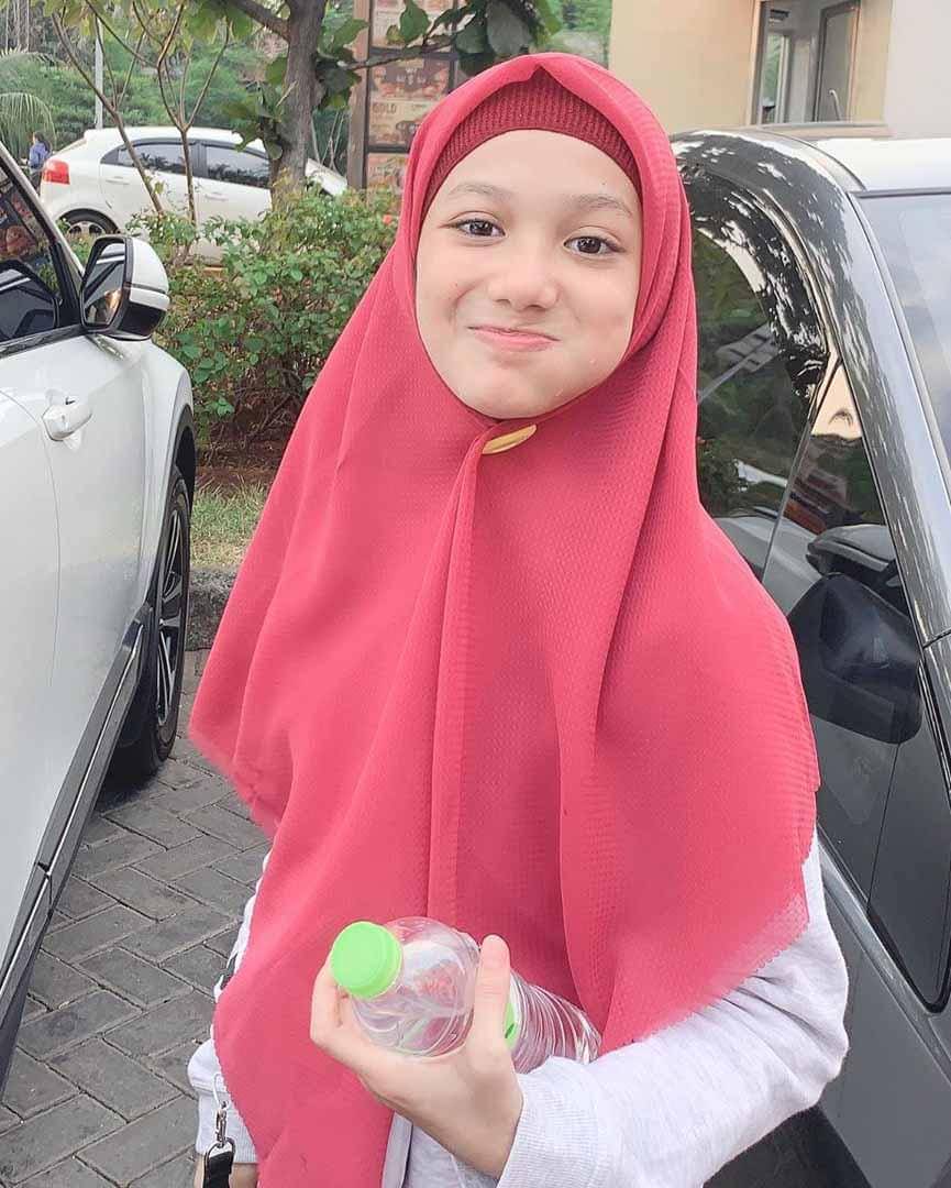 Instagram.com/Lyravirna