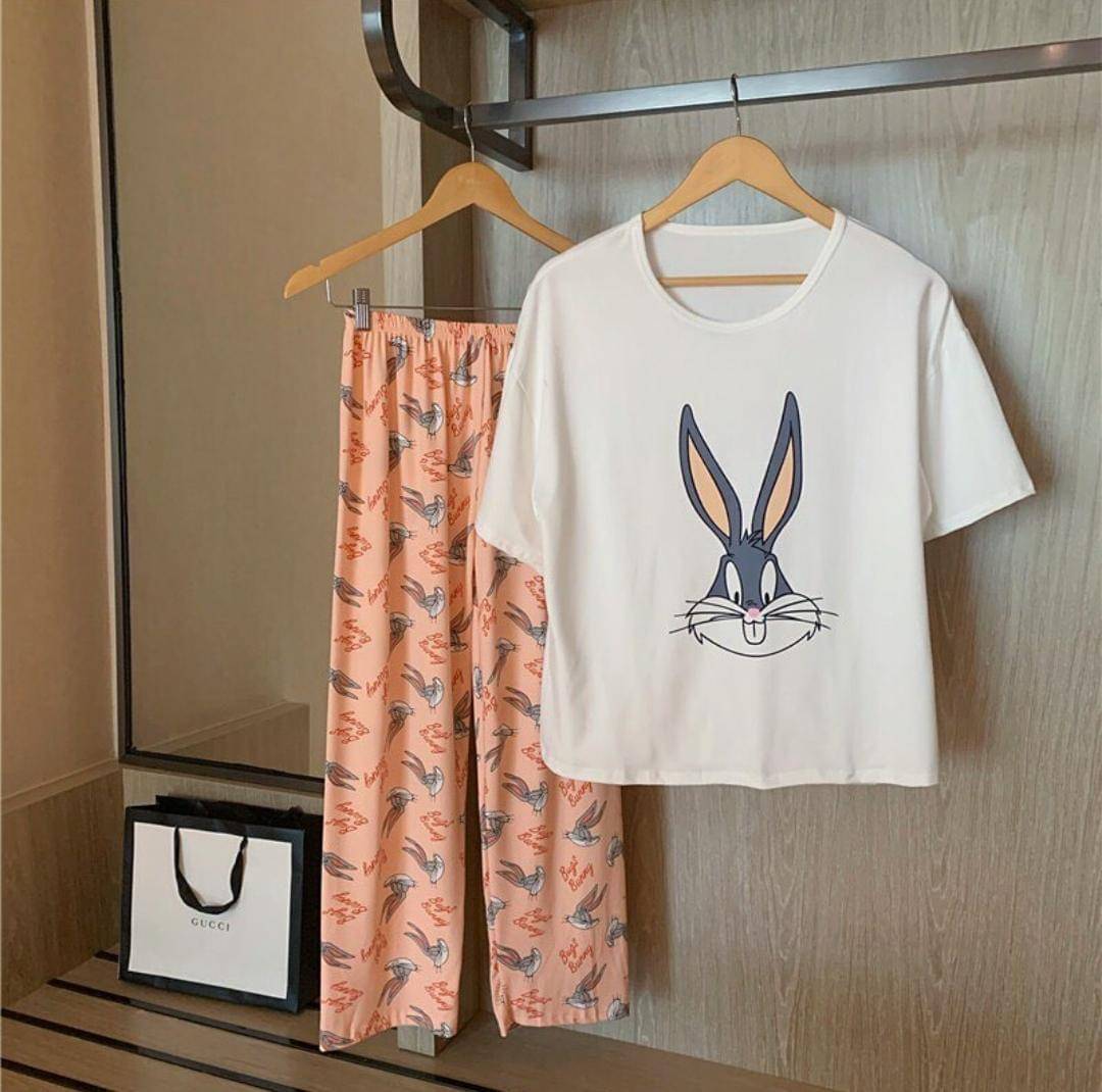 Instagram/raishabedi8