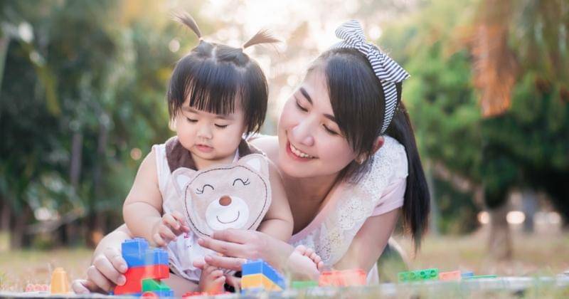 Shutterstock/love_studio