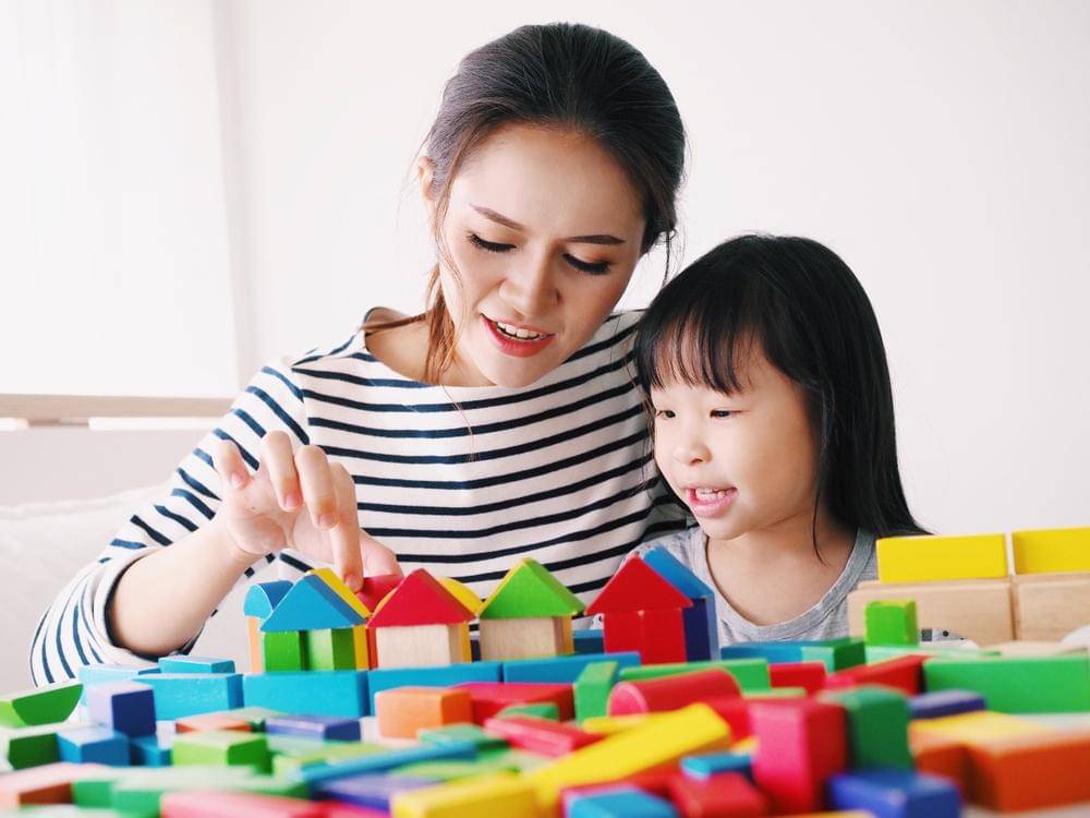 Shutterstock/little star