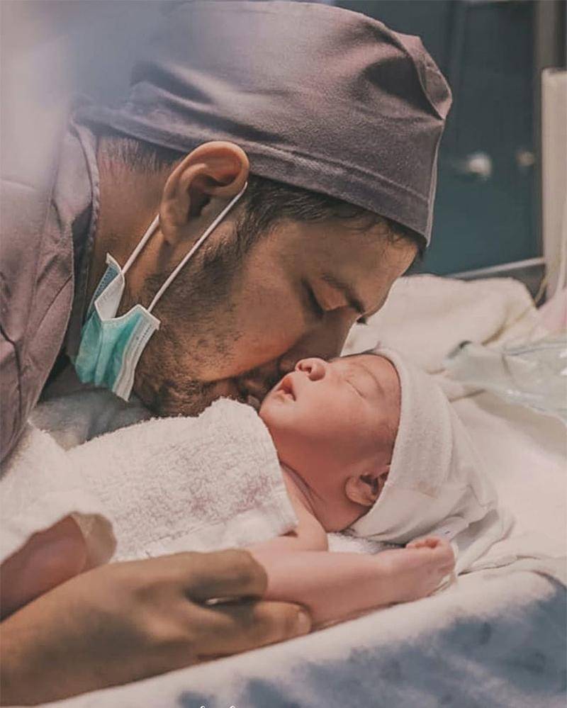 Instagram.com/ammarzoni 