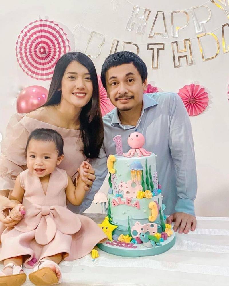 Instagram.com/anissaaziza