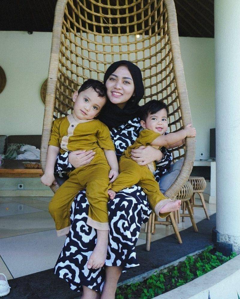 Instagram.com/rachelvennya