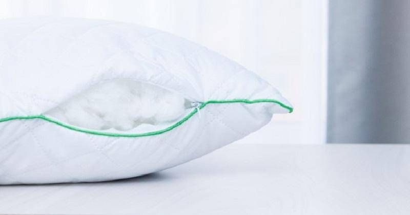 bantal microfiber - Freepik