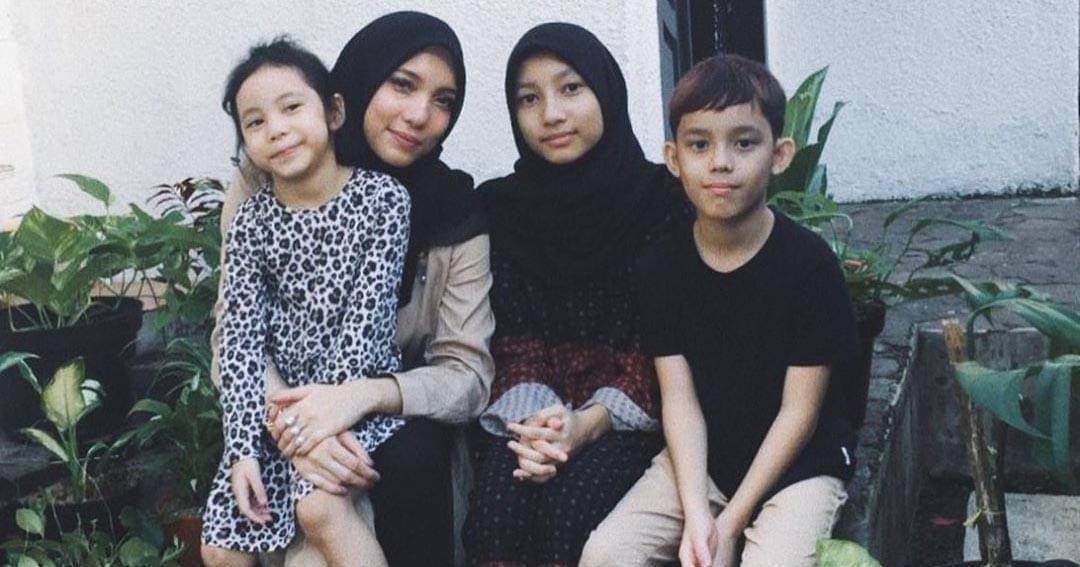 Instagram.com/Jenaharanasution