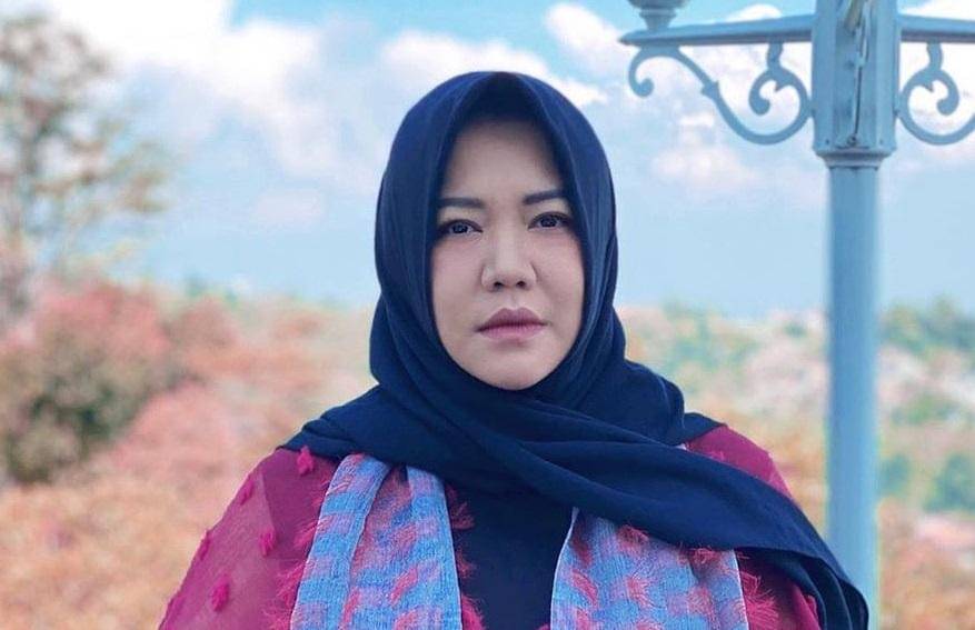 instagram.com/risa_saraswati