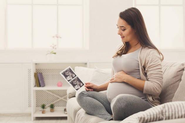 Shutterstock/Prostock-studio