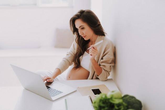 Shutterstock/Elena Yakobchuk