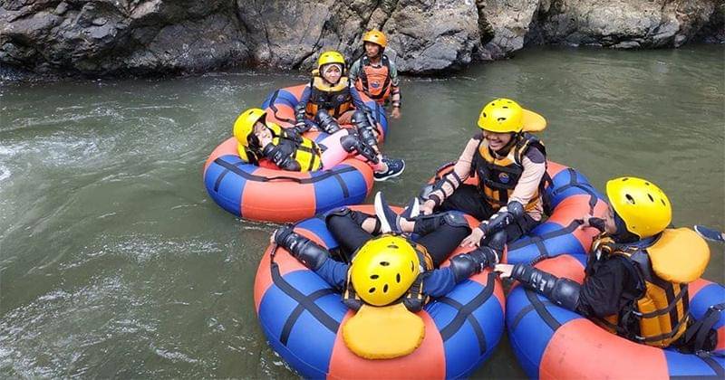 Instagram.com/loningrivertubing