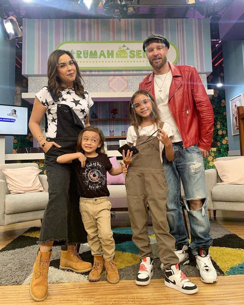 Instagram.com/Chloelynchofficial