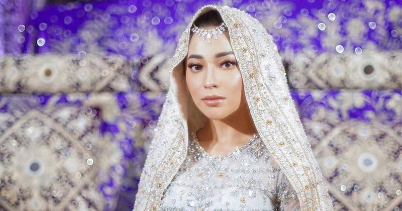 Instagram.com/thebridestory 