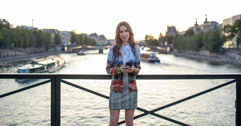 ​​​​​​​netflix.com