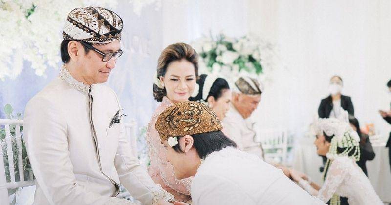 Instagram.com/thebridestory