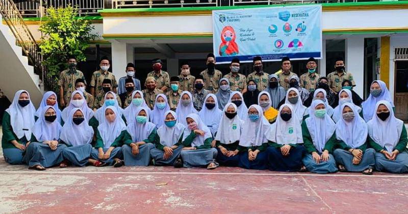 Instagram.com/santri_yapink