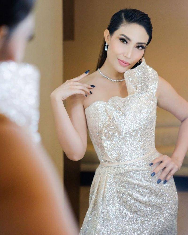 Instagram.com/mrsayudewi/