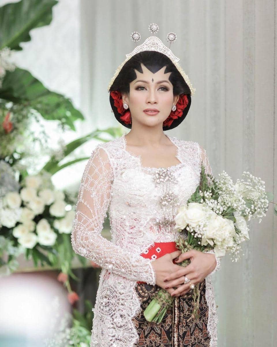 Instagram.com/tatajaneetaofficial/