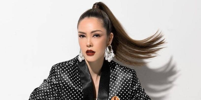 instagram.com/cathysharon