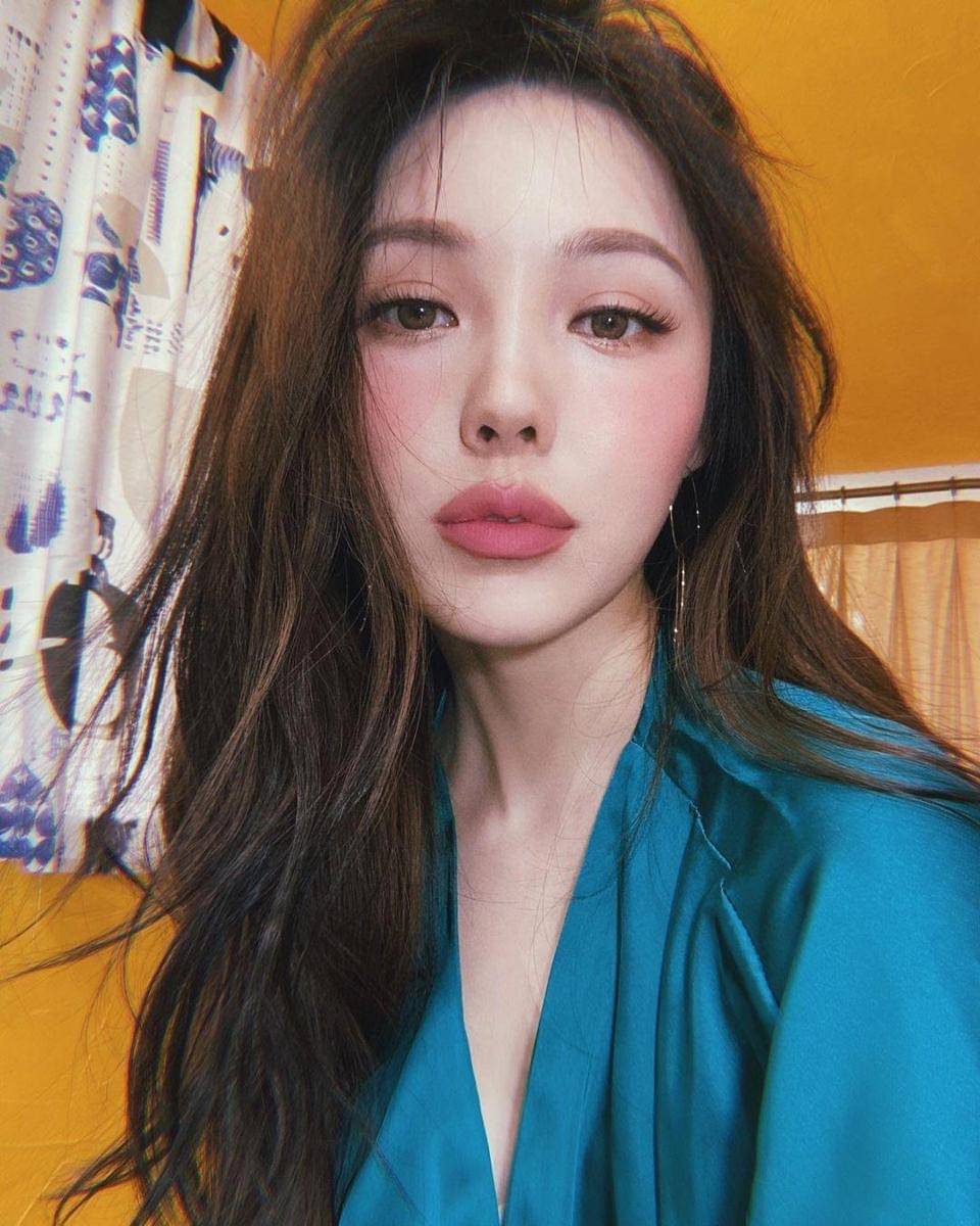 Instagram.com/ponysmakeup/