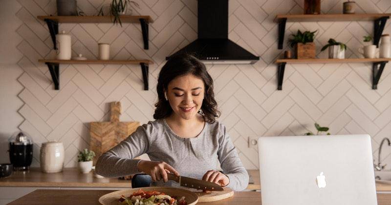 Pexels/Ekaterina Bolovtsova Ikuti