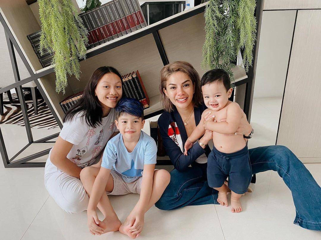 instagram.com/nikitamirzanimawardi_17