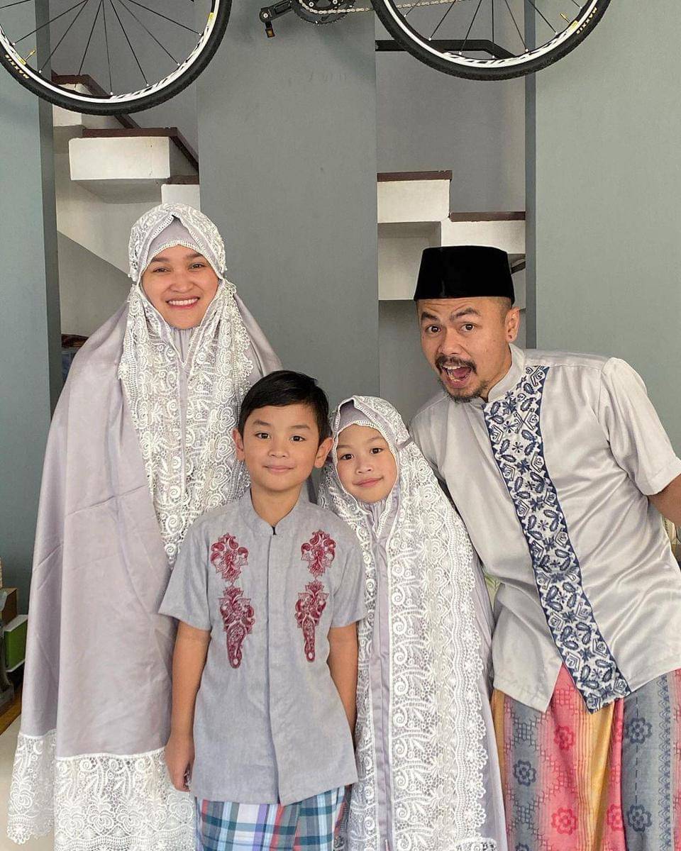 Instagram.com/revtiayunatasya