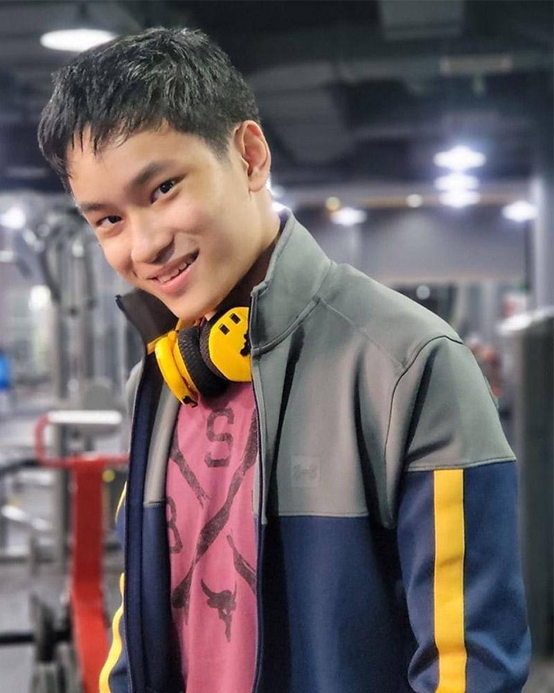 Instagram.com/azkacorbuzier