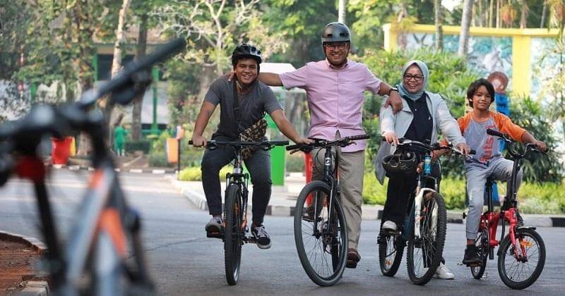 facebook.com/aniesbaswedan