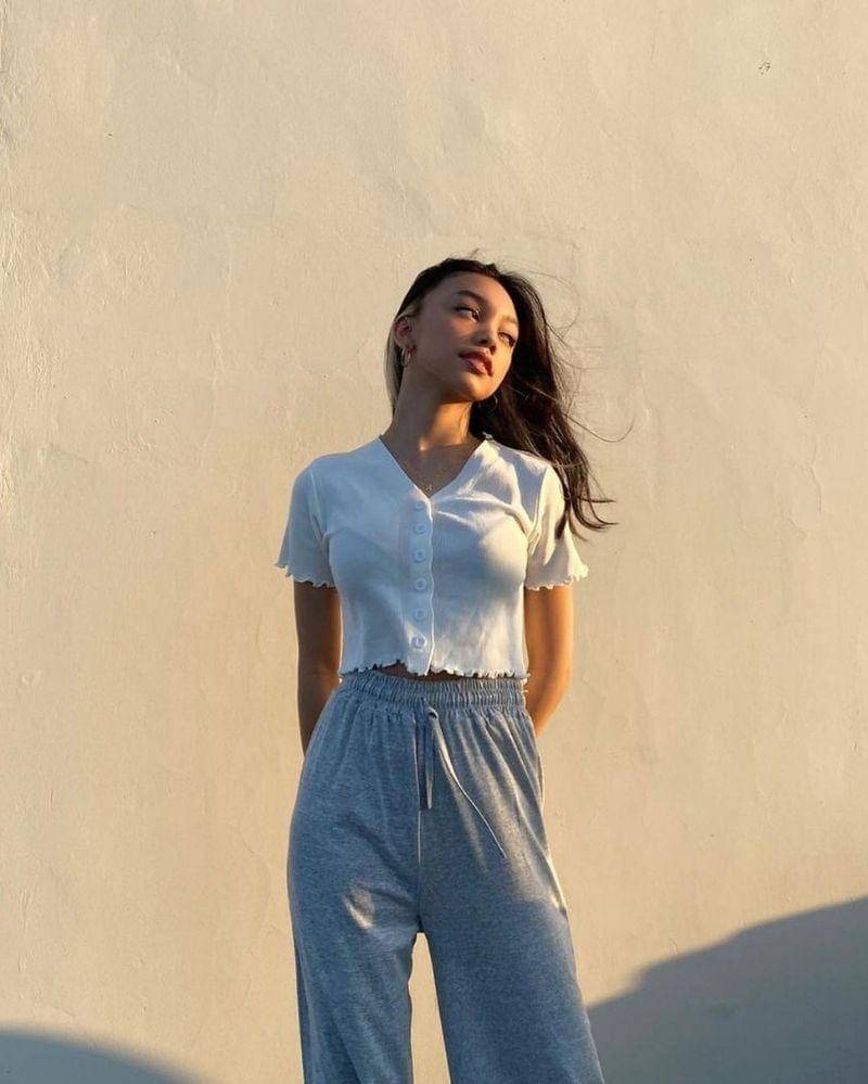 Instagram.com/ aku_naura