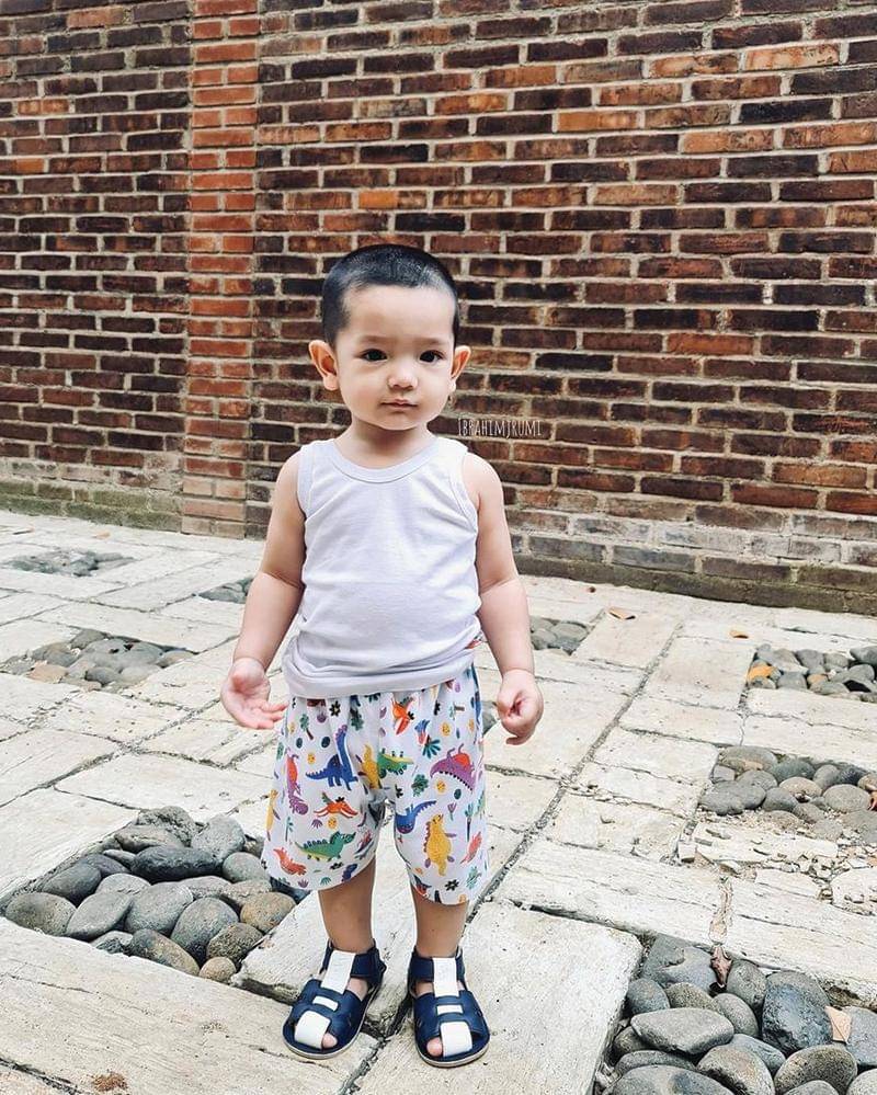 Instagram.com/putriannesaloka