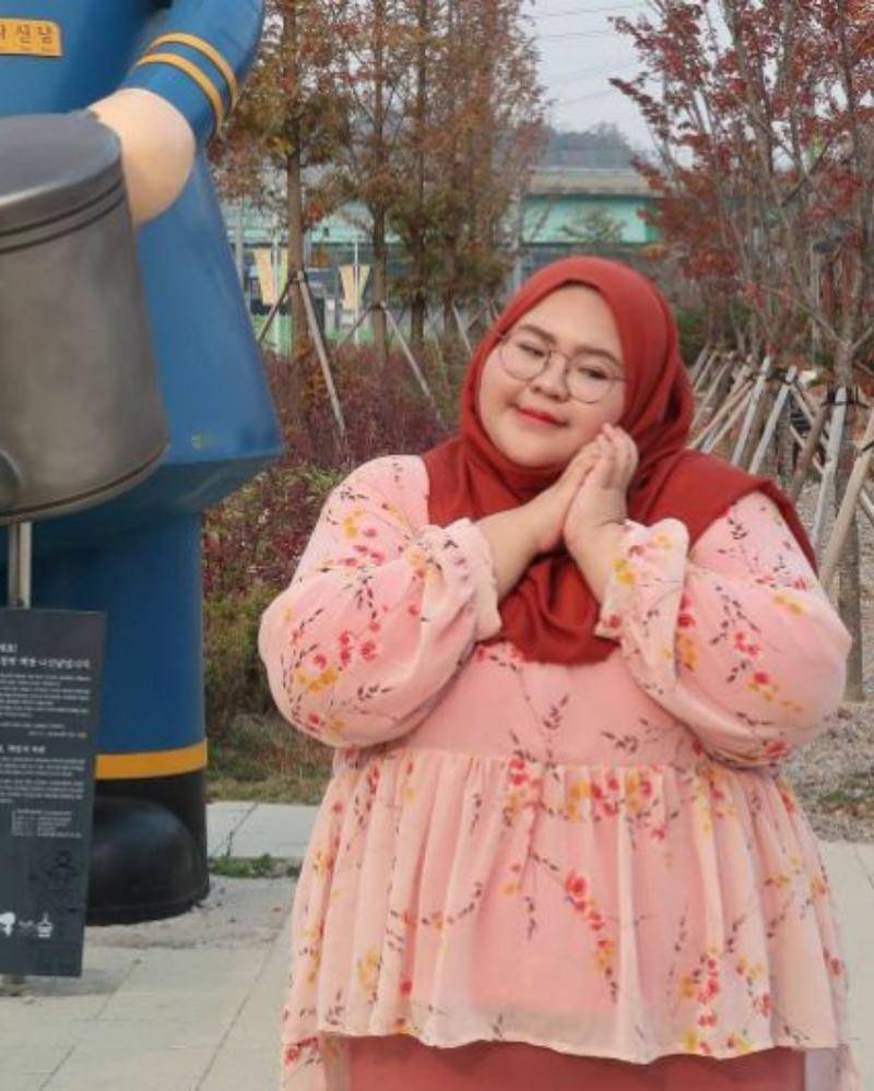 Instagram.com/kemalasari