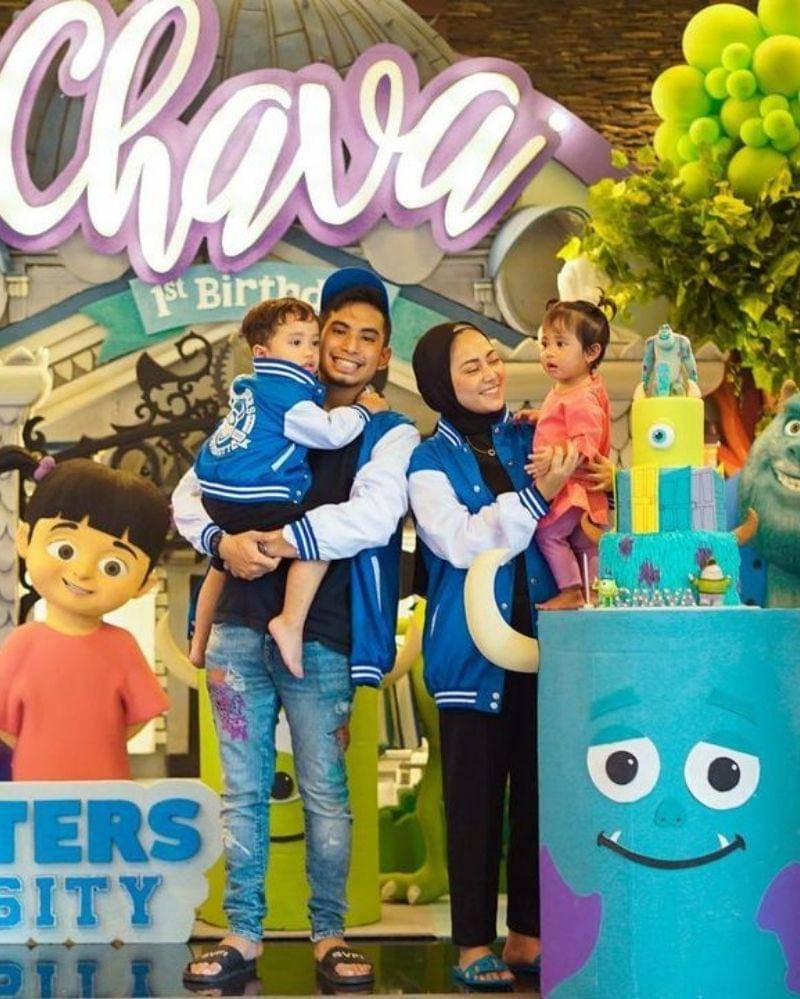 Instagram.com/rachelvennya