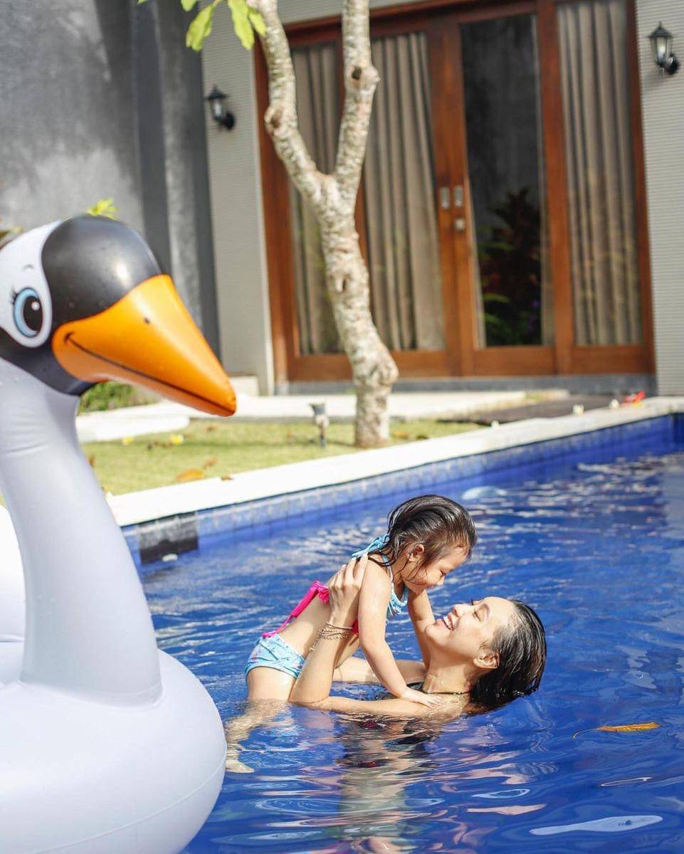 Instagram.com/Aime_kimoralee