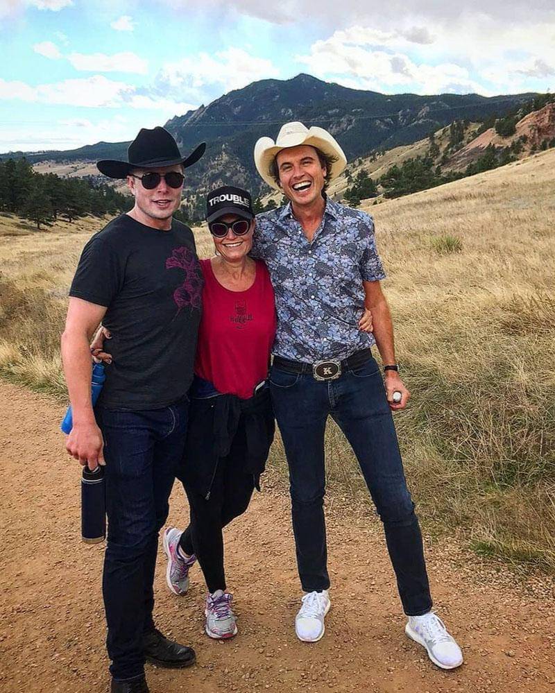 Instagram.com/elonmusk