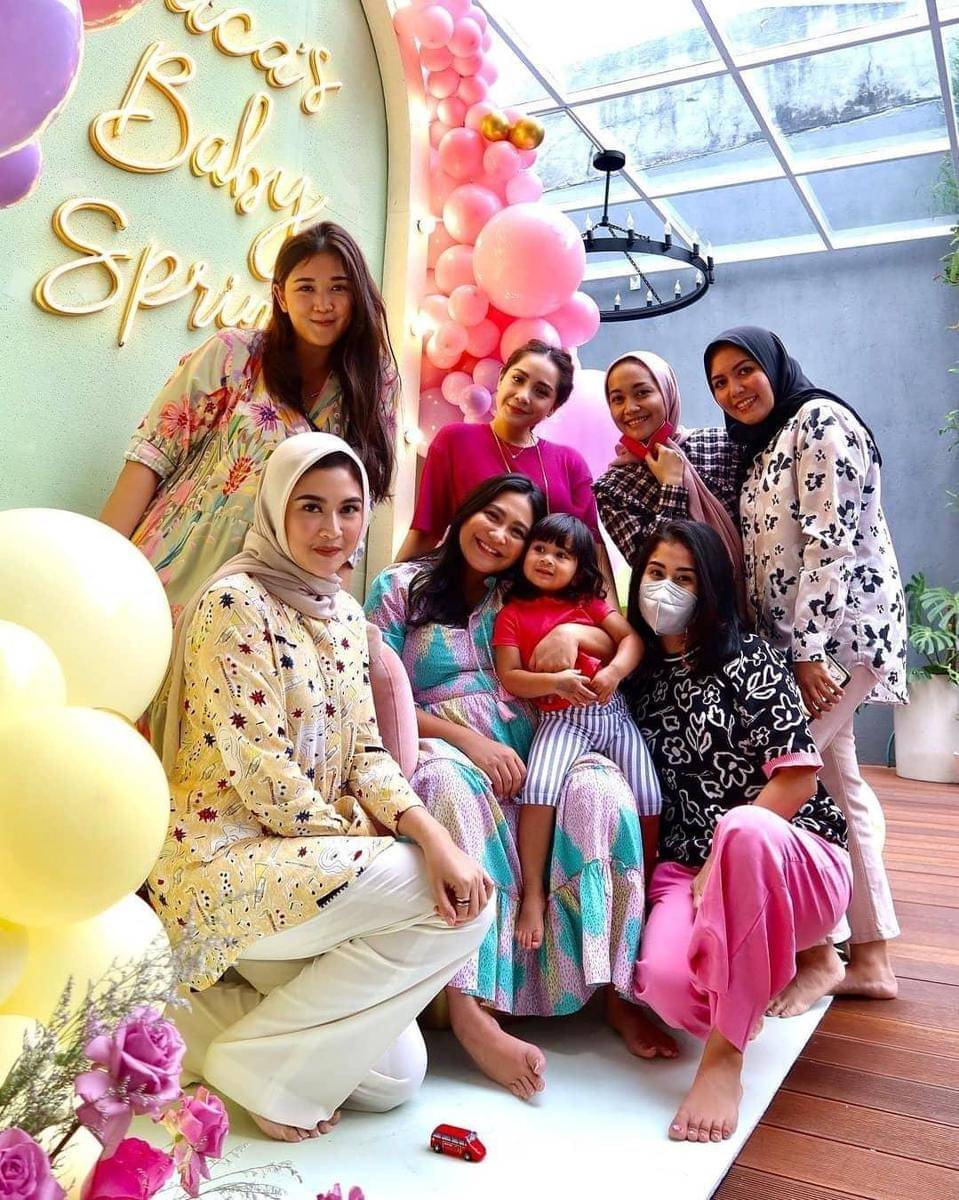 Instagram.com/raffinagita1517